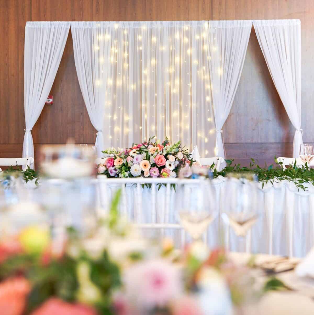 Esküvői fénydekoráció 1 20231110 133958 min scaled e1769171457443