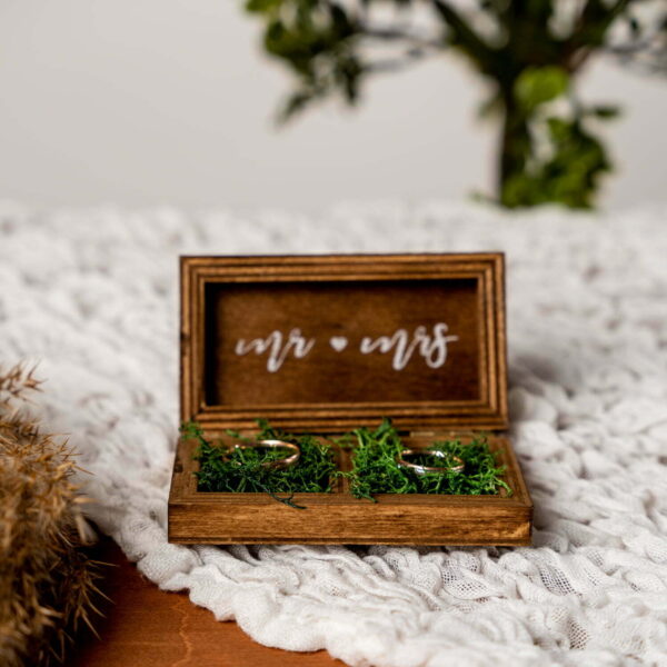 Mr és Mrs gyűrűs doboz - bérelhető