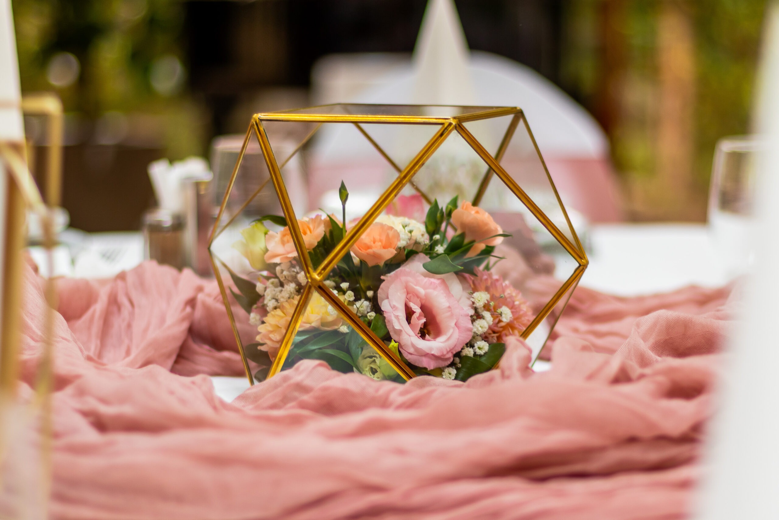 Teljes esküvői dekoráció 14 Alexandra Csaba 12 scaled